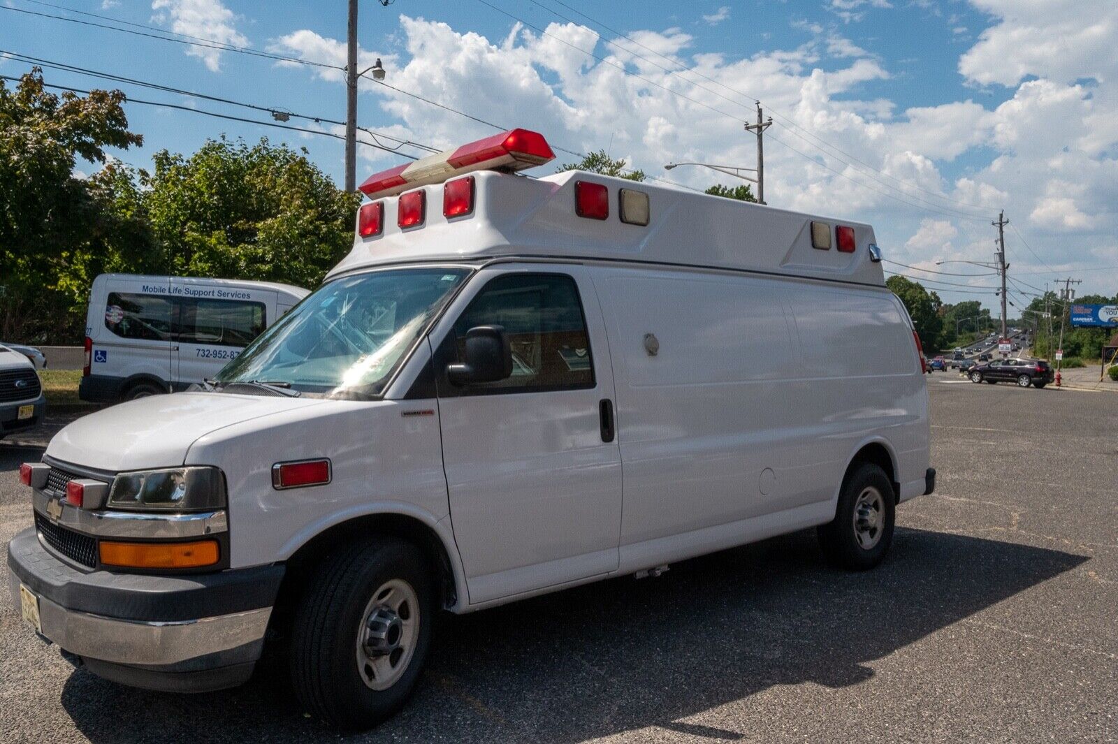 Ambulance 2007 Chevrolet Exepress 3500
